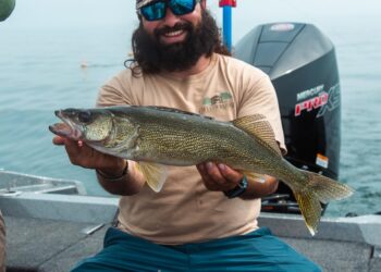 Walleye Fishing: The Complete Guide (Updated 2023)